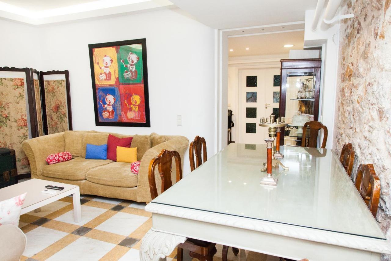 Chic Charming Central Athens Apt. Exterior photo
