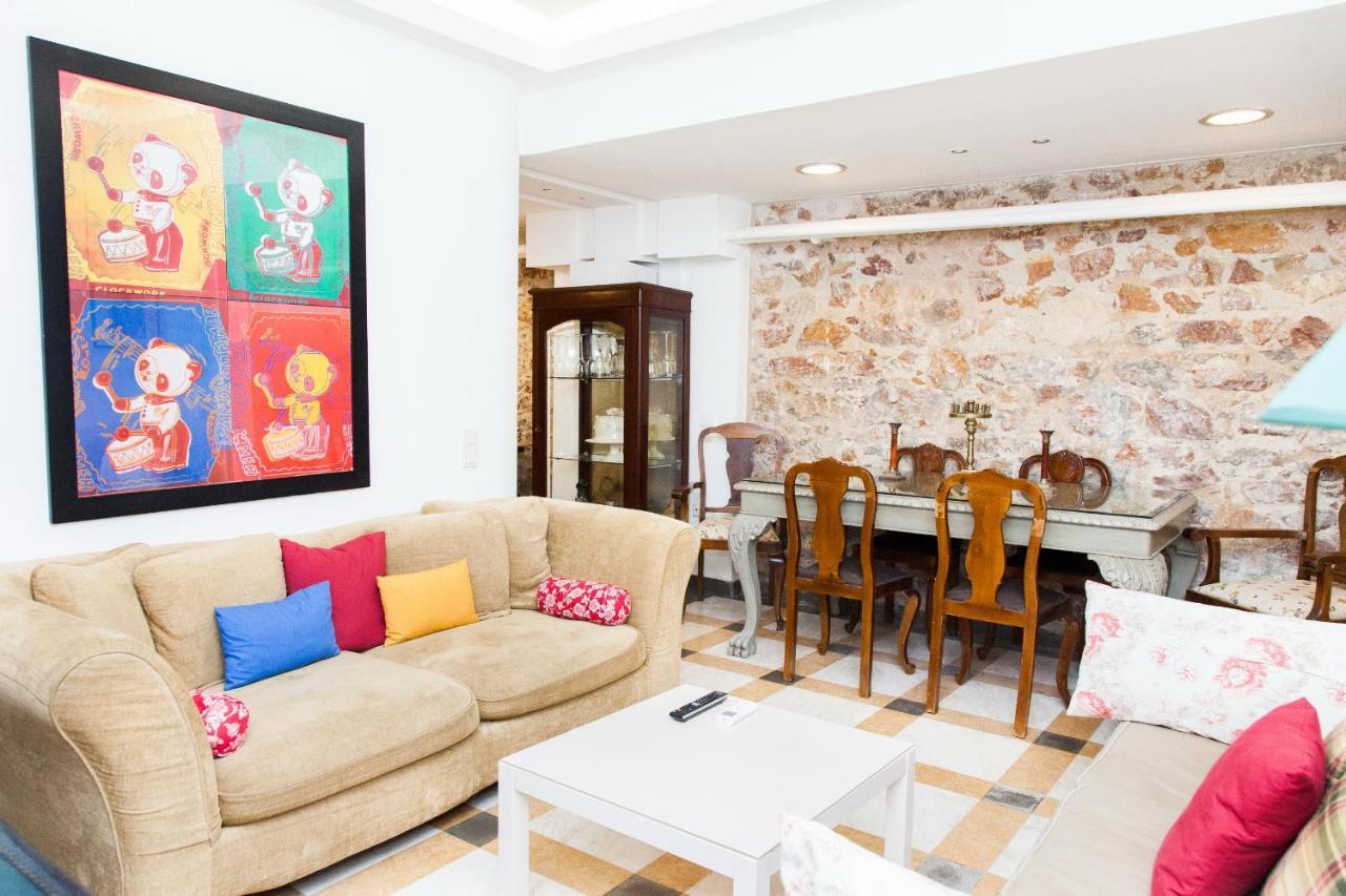 Chic Charming Central Athens Apt. Exterior photo